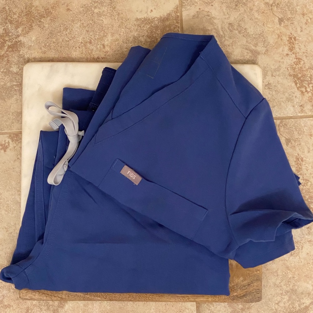 Figs XS Denim scrub top and bottom